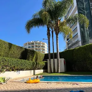 Três Palmeiras With Pool Apartamento Portimão