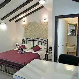 https://kuzma-rooms-and-apartments.splithotels.org